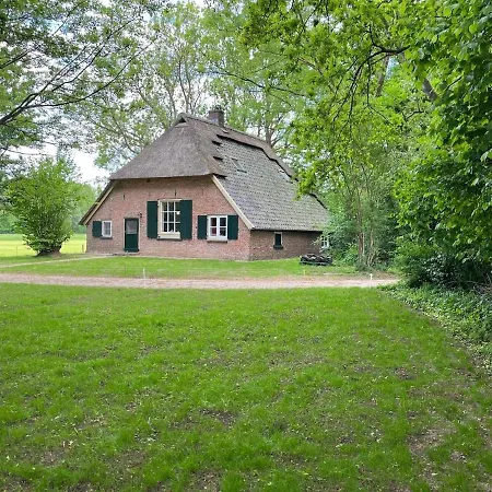 De Baander Holiday home Baak